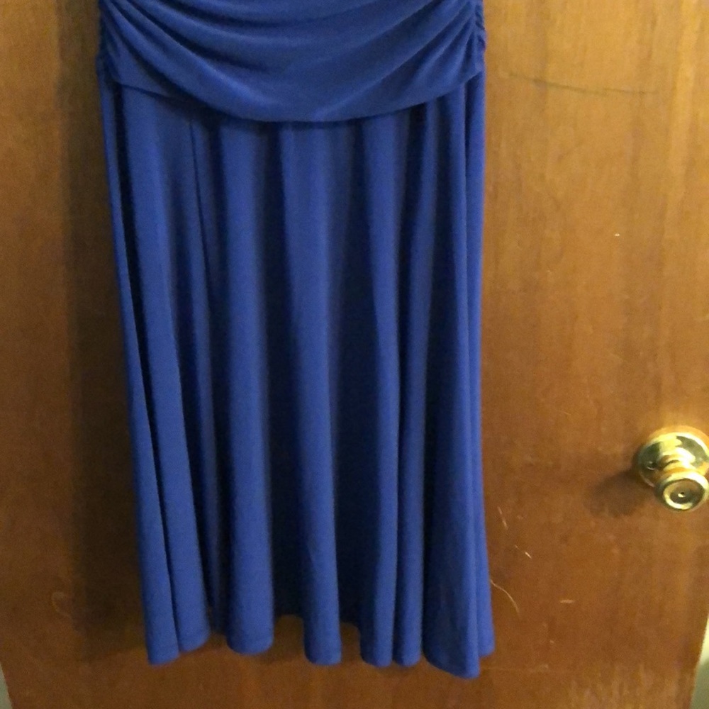 Dress - Picture 5 of 5